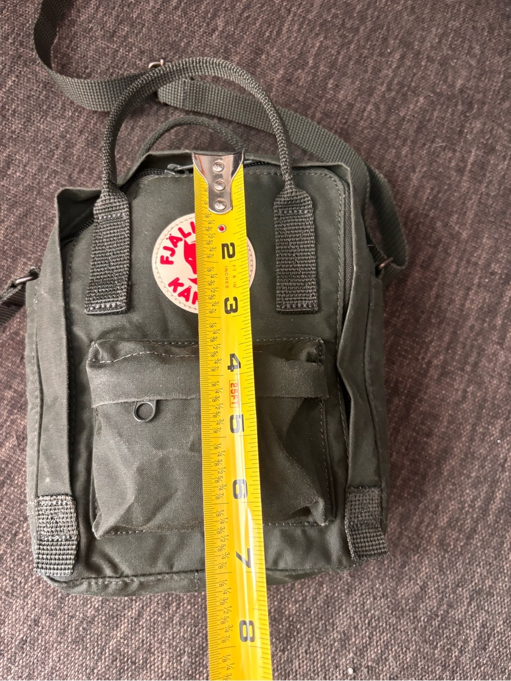 Fjallraven Kånken Mini Backpack in Forest Green with Red Logo - Picture 2 of 5